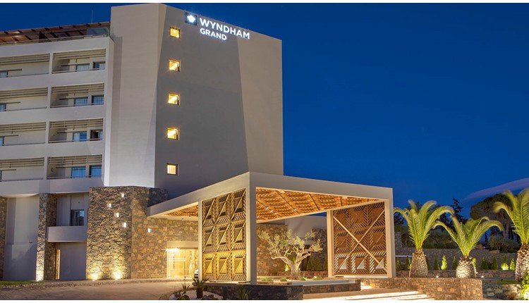 Zeus Eleva Mirabello Bay, Крит